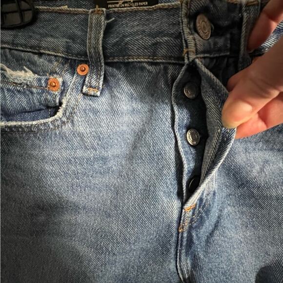 LEVI'S Wedgie Icon High Rise Jean Size 26 - Picture 9 of 15